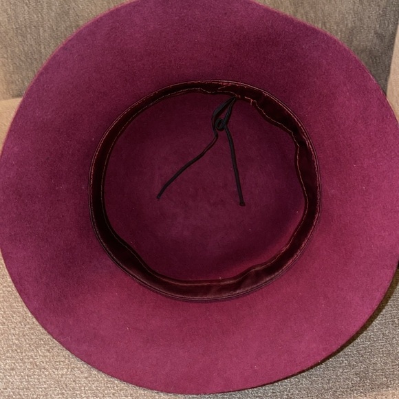 🌹BURGUNDY FLORAL HAT - Picture 4 of 4